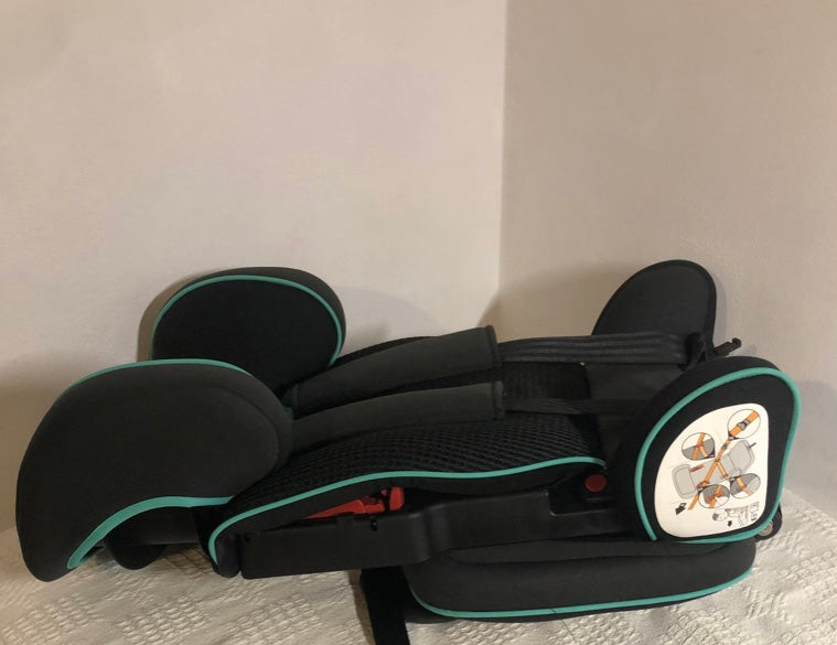 Urban Kanga travel safety seat 9-18kg